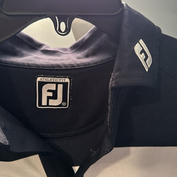 FootJoy Golf Polo ⛳️ - Picture 3 of 5